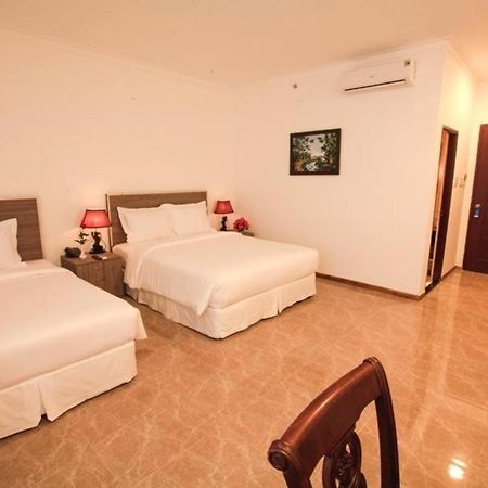 Den Long Do Hotel Nha Trang Exterior foto